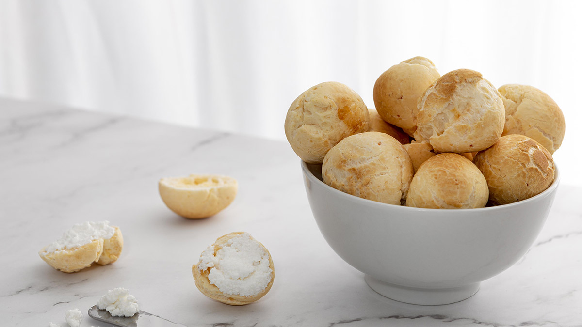 Fiz o Melhor Pão de Queijo da Minha Vida com Essa Receita Simples!